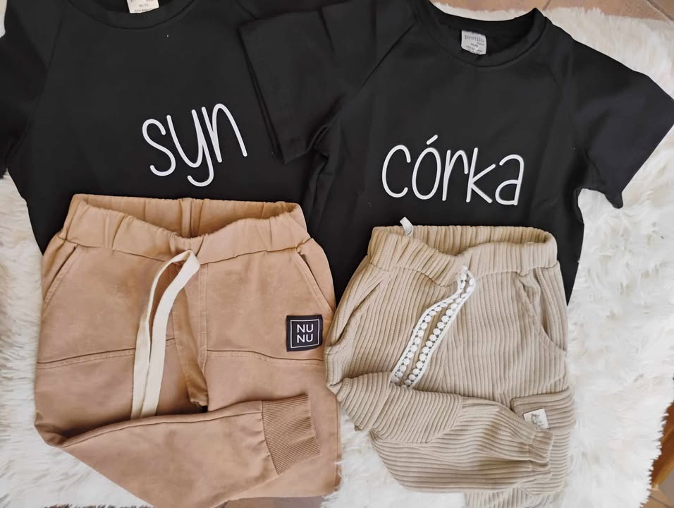 Bluzka czarna SYN Pretilo