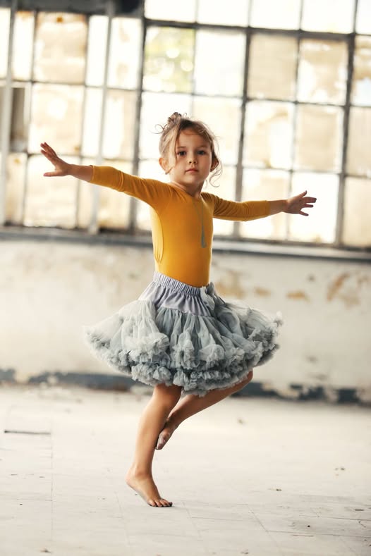 Spódnica Pettiskirt szara Manufaktura Falbanek