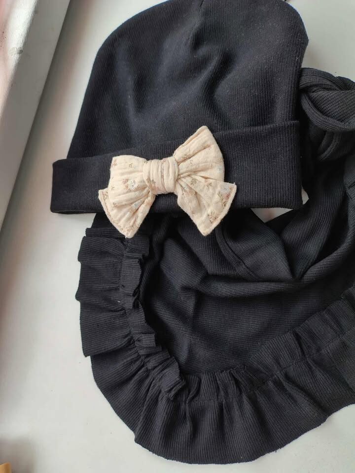 Komplet jesienny czapka z kokardą i chusta czarna LiliKids