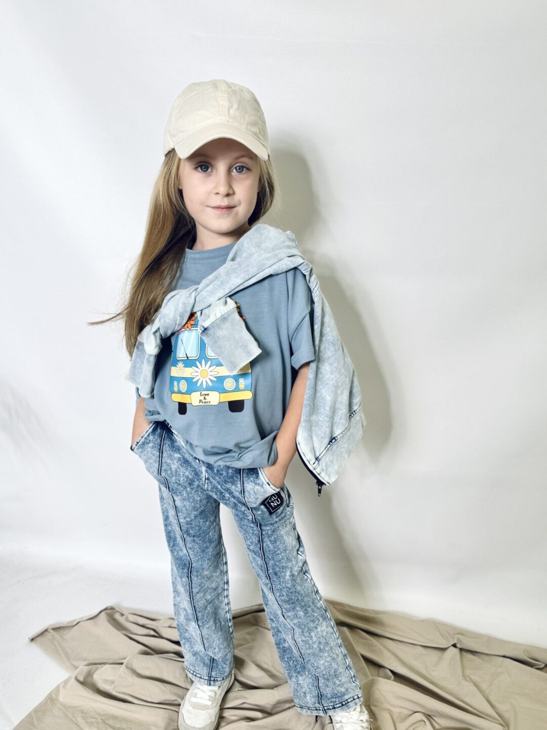 Spodnie drzwony ala jeans Nunu