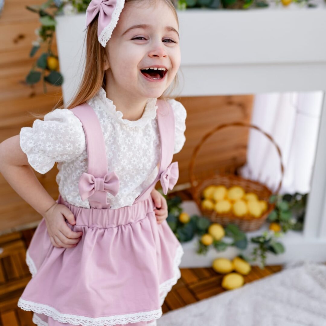 Spódniczka na szelkach pudrowy róż Helen