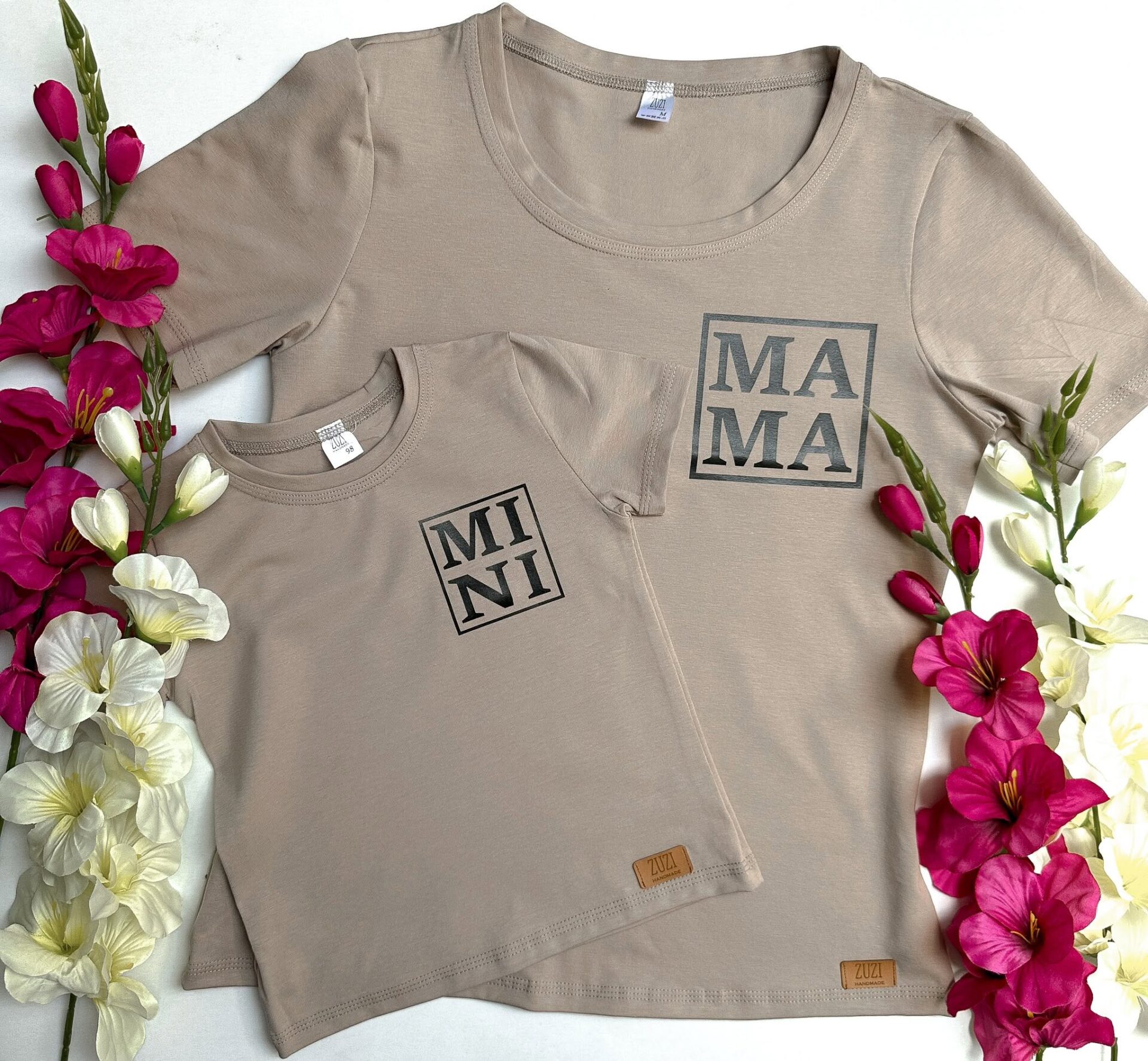 Damski T-shirt z Nadrukiem „MA MA” – Beż - obrazek 3
